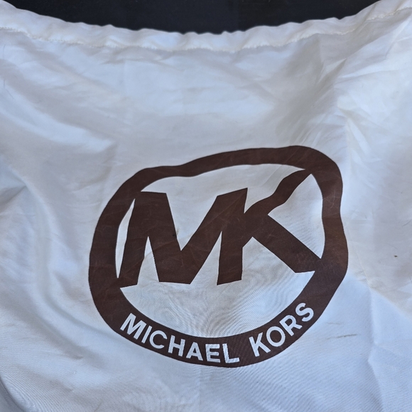Stunning Michael Kors red snake print handbag w/ shoulder strap and dust bag/New - Picture 10 of 10
